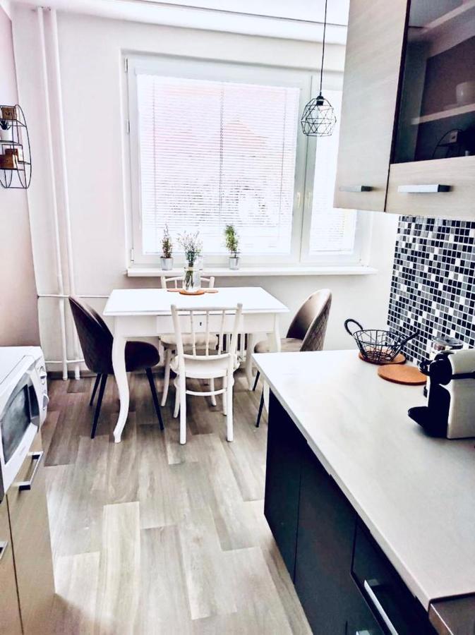 Apartman Domov Дечин Экстерьер фото